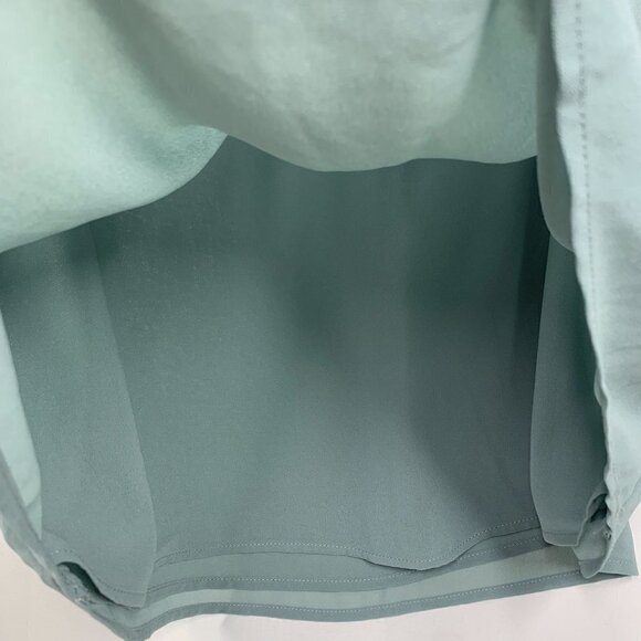 H&M Short Sleeve Blouse Pleated Yoke Keyhole Back Lined Sage Green Sz 10 - Picture 5 of 5